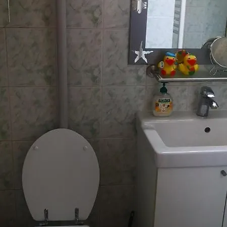 Prijetno Lastnisko Stanovanje Za Prijetno Bivanje メドヴォデ